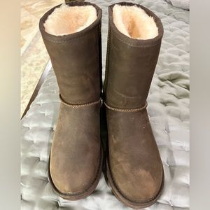 Ugg Classic Short Leather Boots